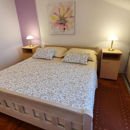 Apartments Magdalena Мали-Лошинь Номер фото