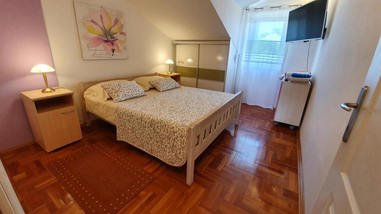 Apartments Magdalena Мали-Лошинь Номер фото